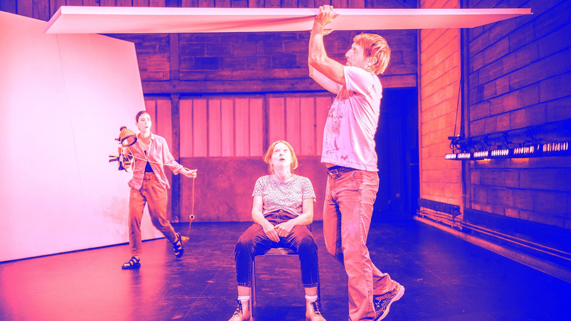 Th��tre : Dialogue avec ce qui se passe