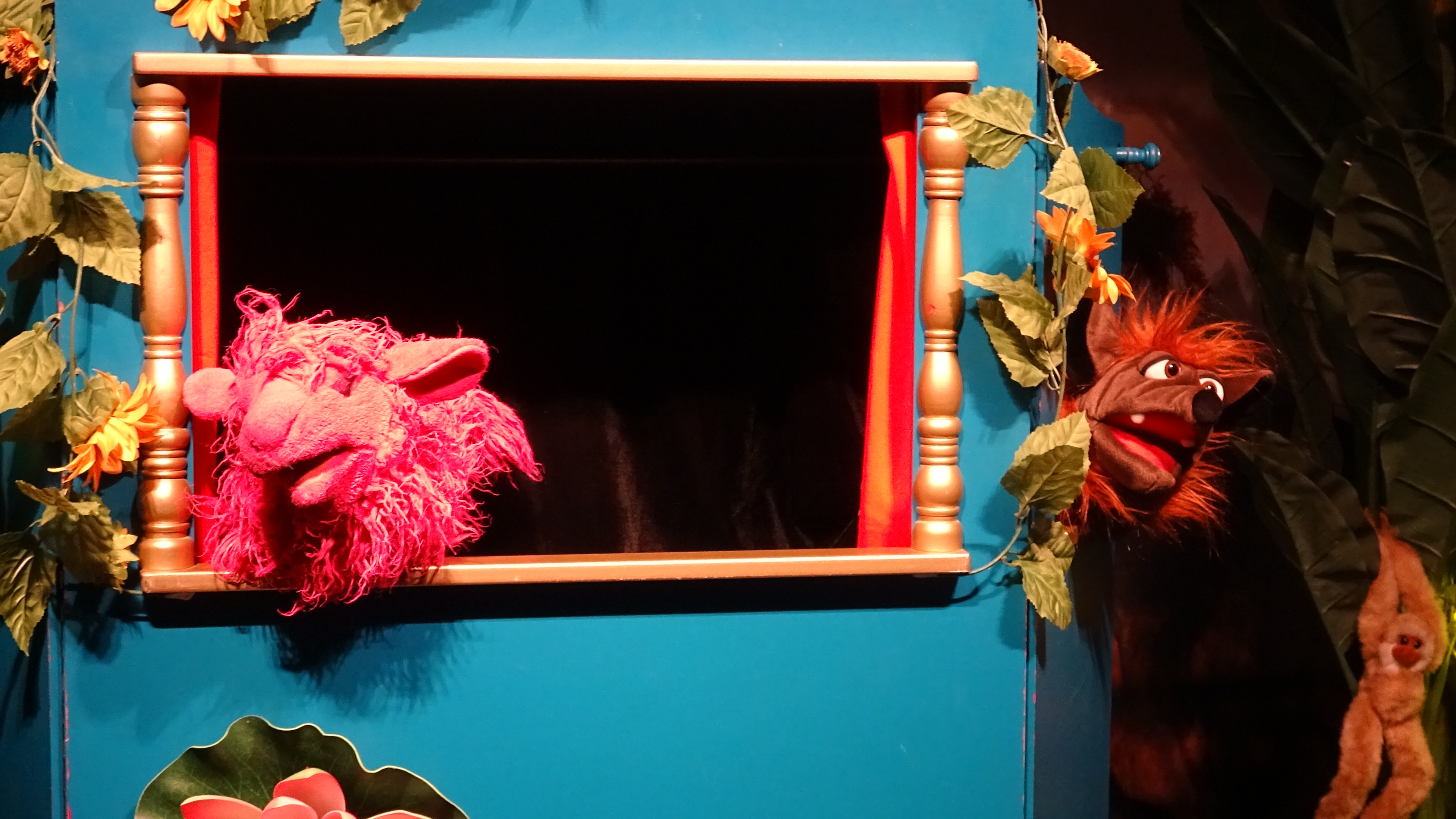 Le vilain petit mouton et le secret de la poule au n'oeuf d'or