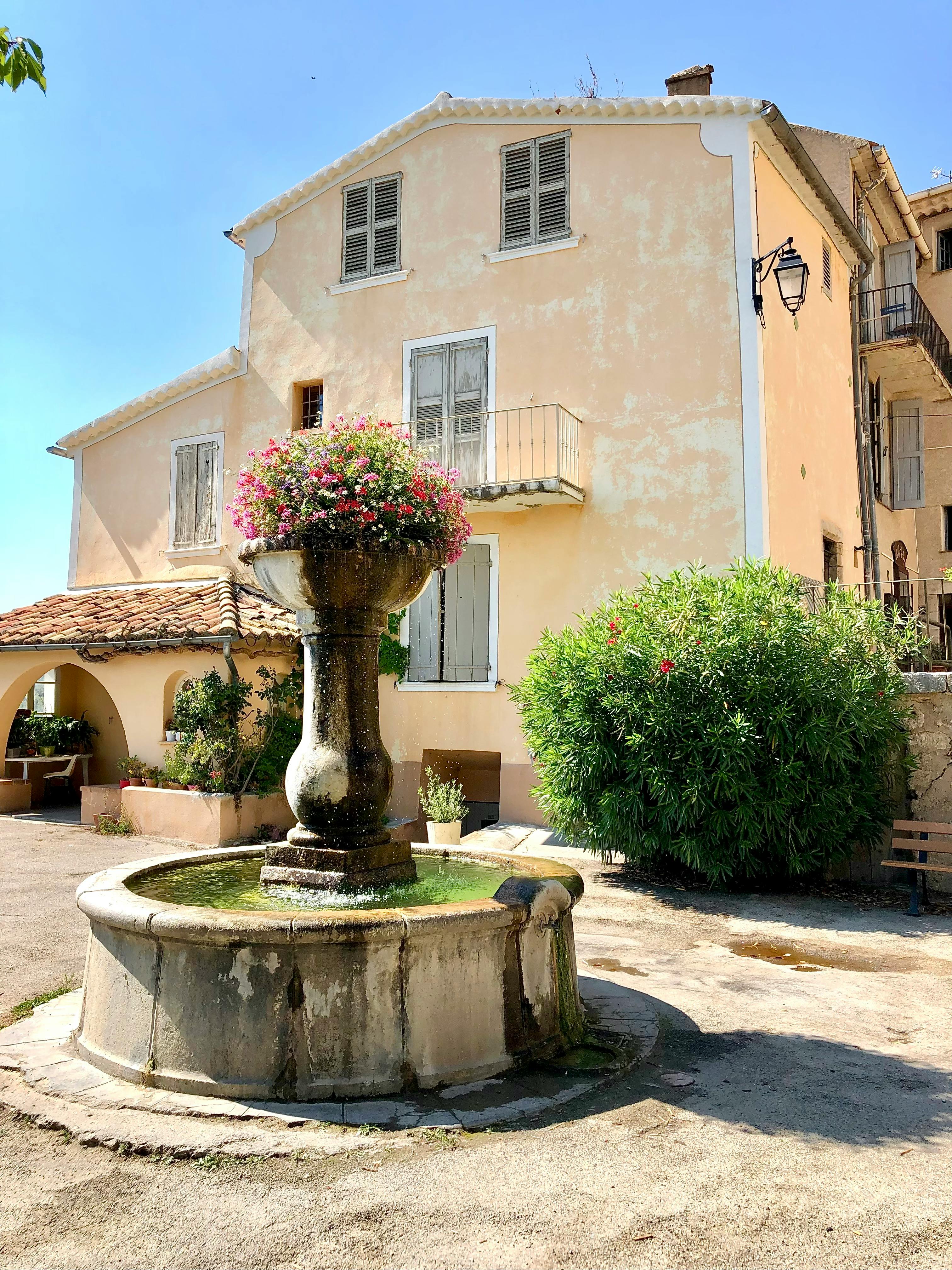 Exposition - Fontaines et lavoirs en Pays dignois