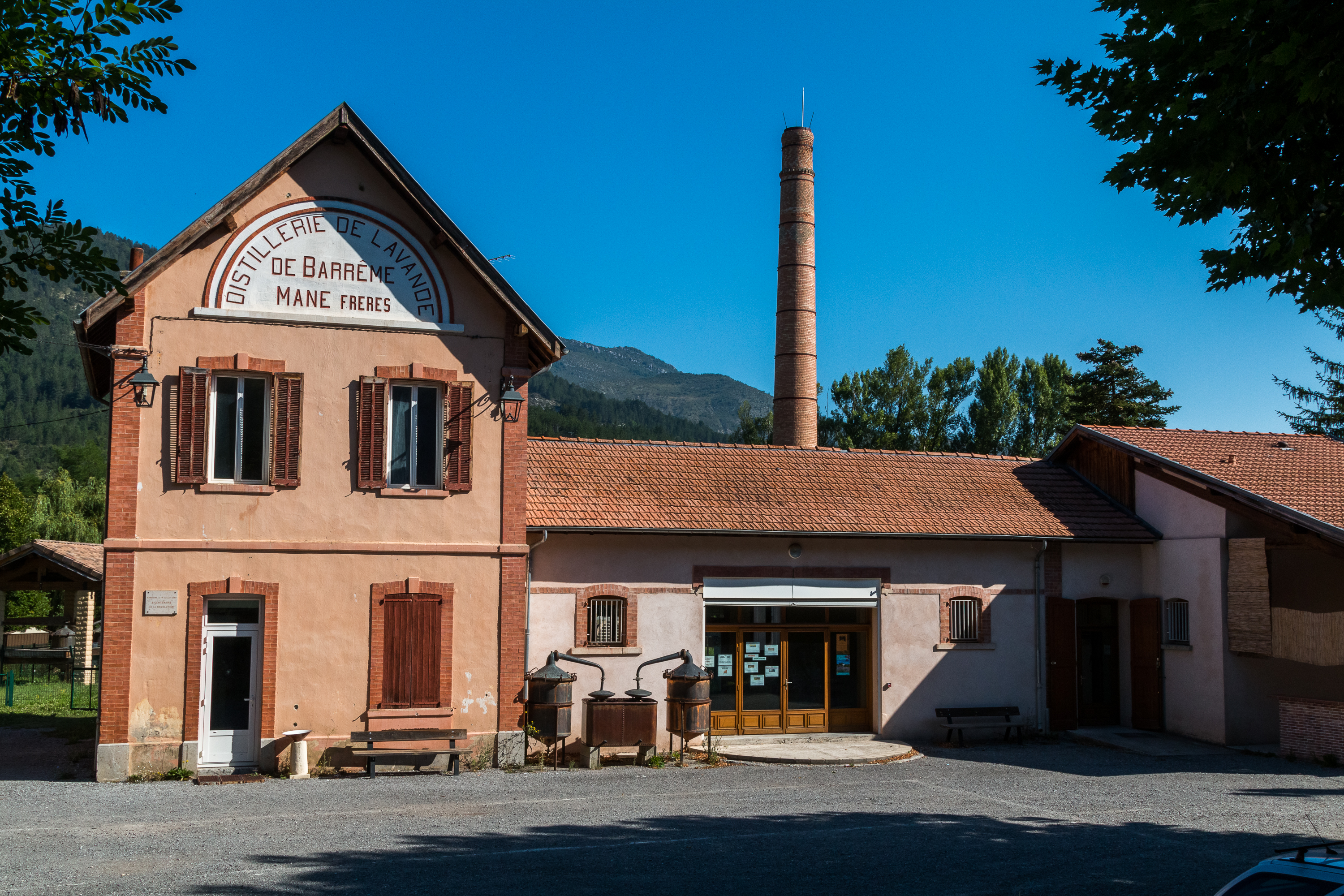 D�couverte de la distillerie et du village - Visite guid�e groupes