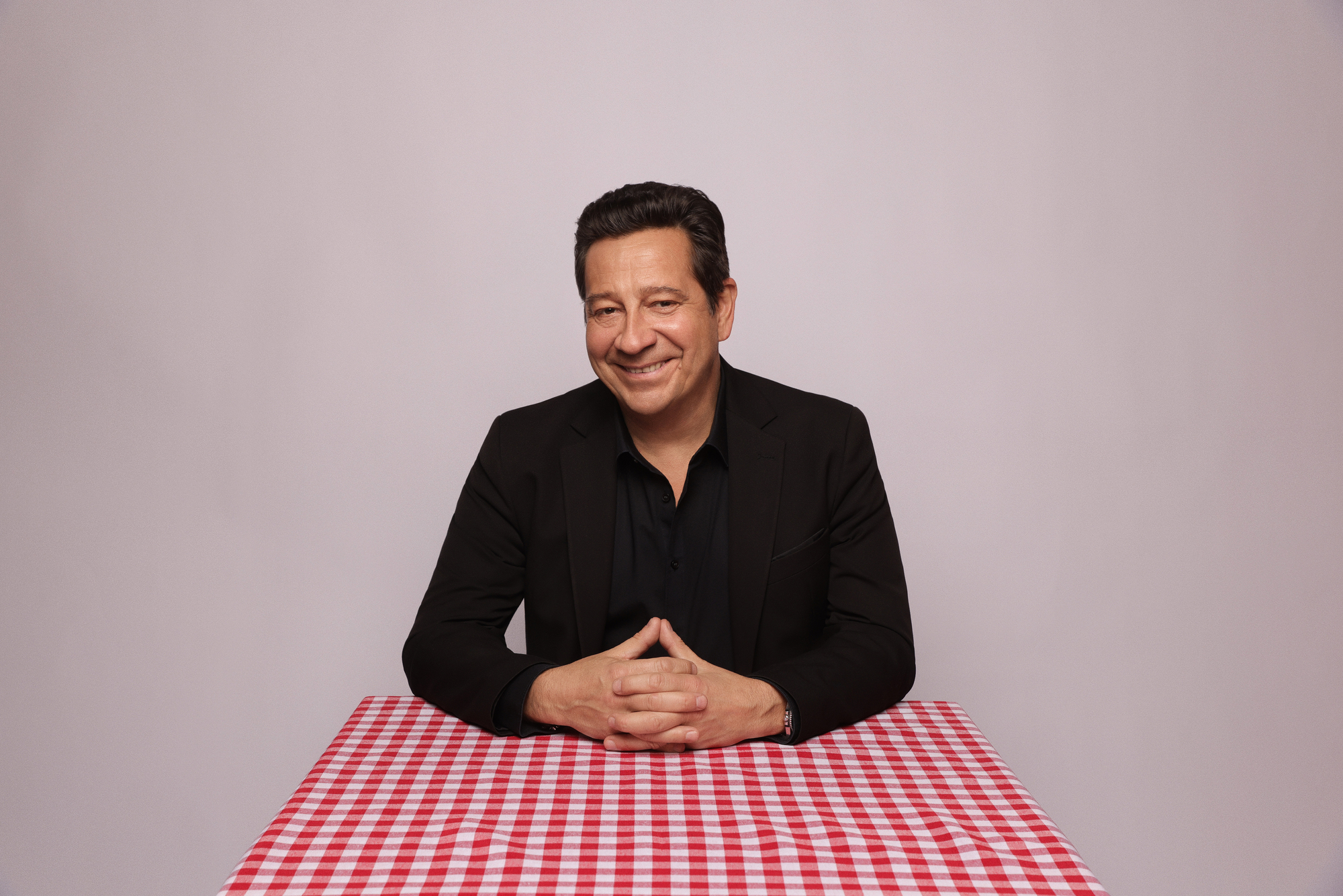Laurent Gerra se met � table !