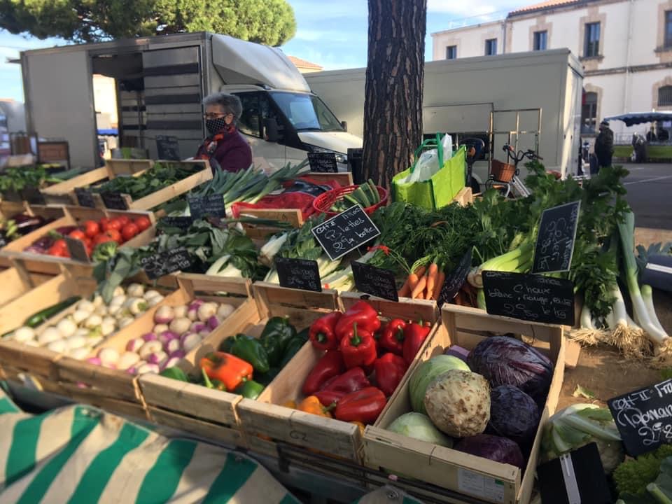 March provenal hebdomadaire du mercredi matin