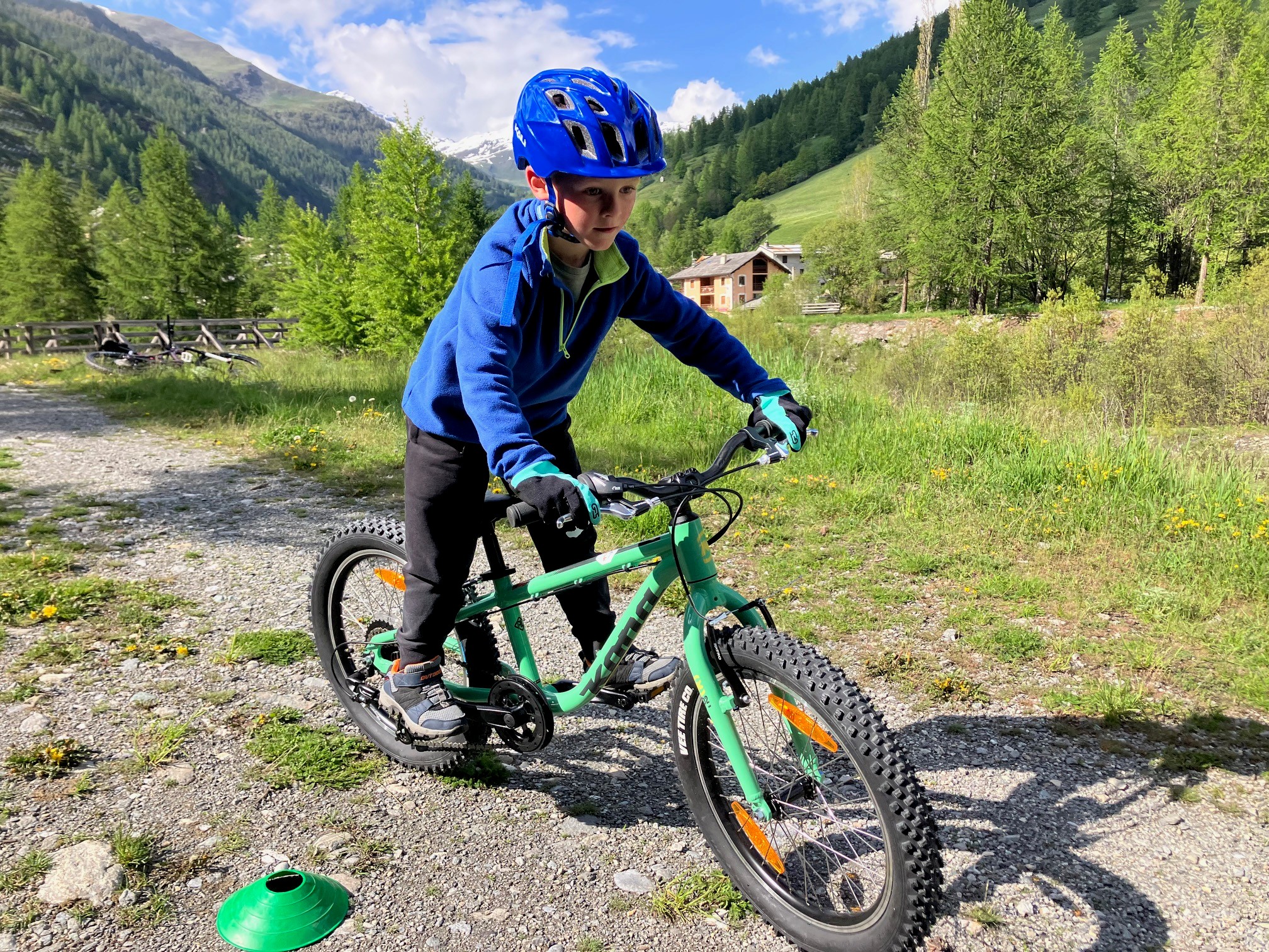 Soir�e Gliss'n'Ride � l'espace ludique d'Aiguilles