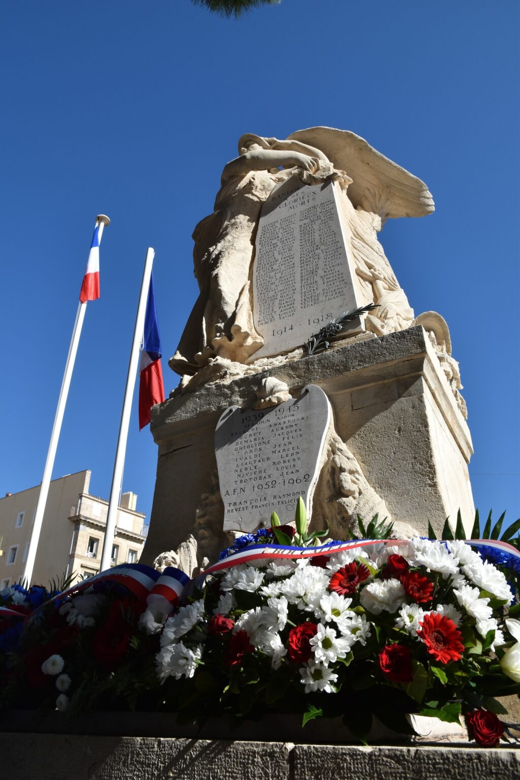 C�r�monie patriotique