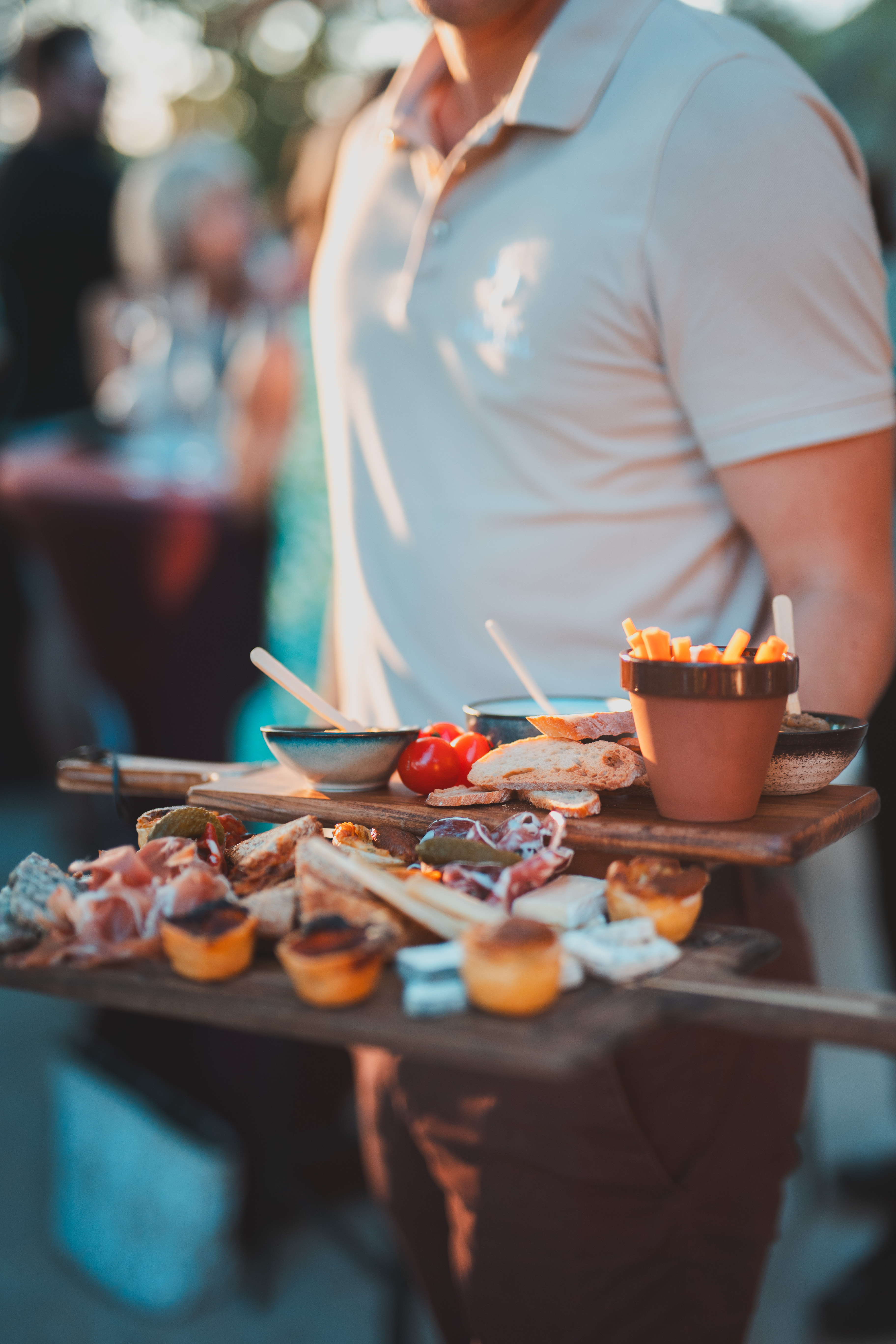 TAPAS & CIN� AU JARDIN