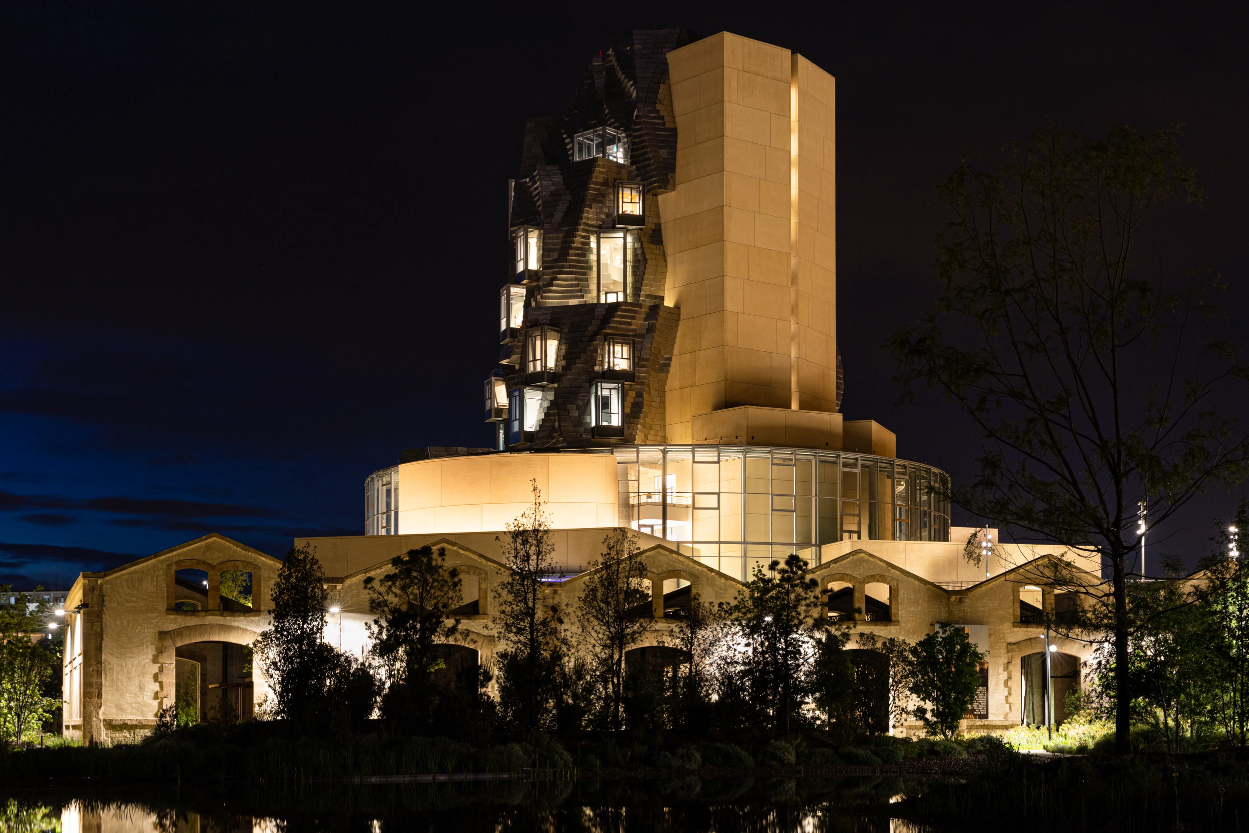 LUMA Arles / Les visites �clair