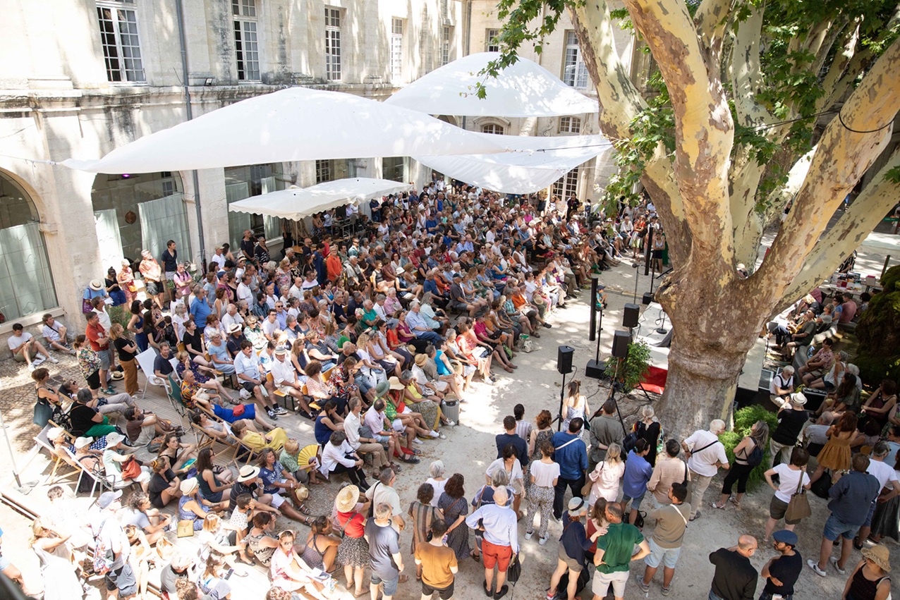 Festival d'Avignon - Le Caf� des id�es