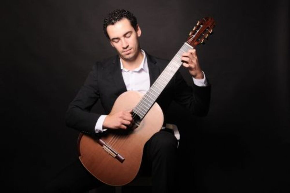 Concert guitare Cyprien N'Tsa� avec l'association des amis du Laverq