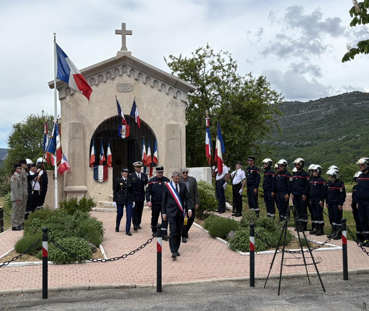 C�R�MONIE APPEL DU 18 JUIN