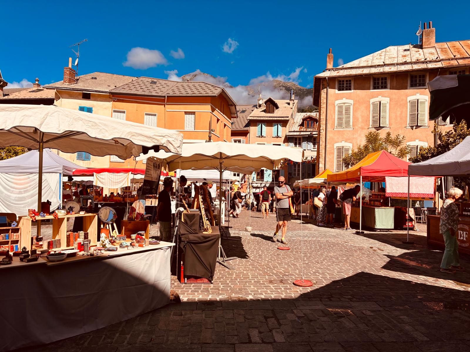 March�s Artisanat & Saveurs des Alpes du Sud