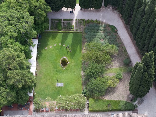 Visite guid�e des jardins m�di�vaux de l'Abbaye de la Celle
