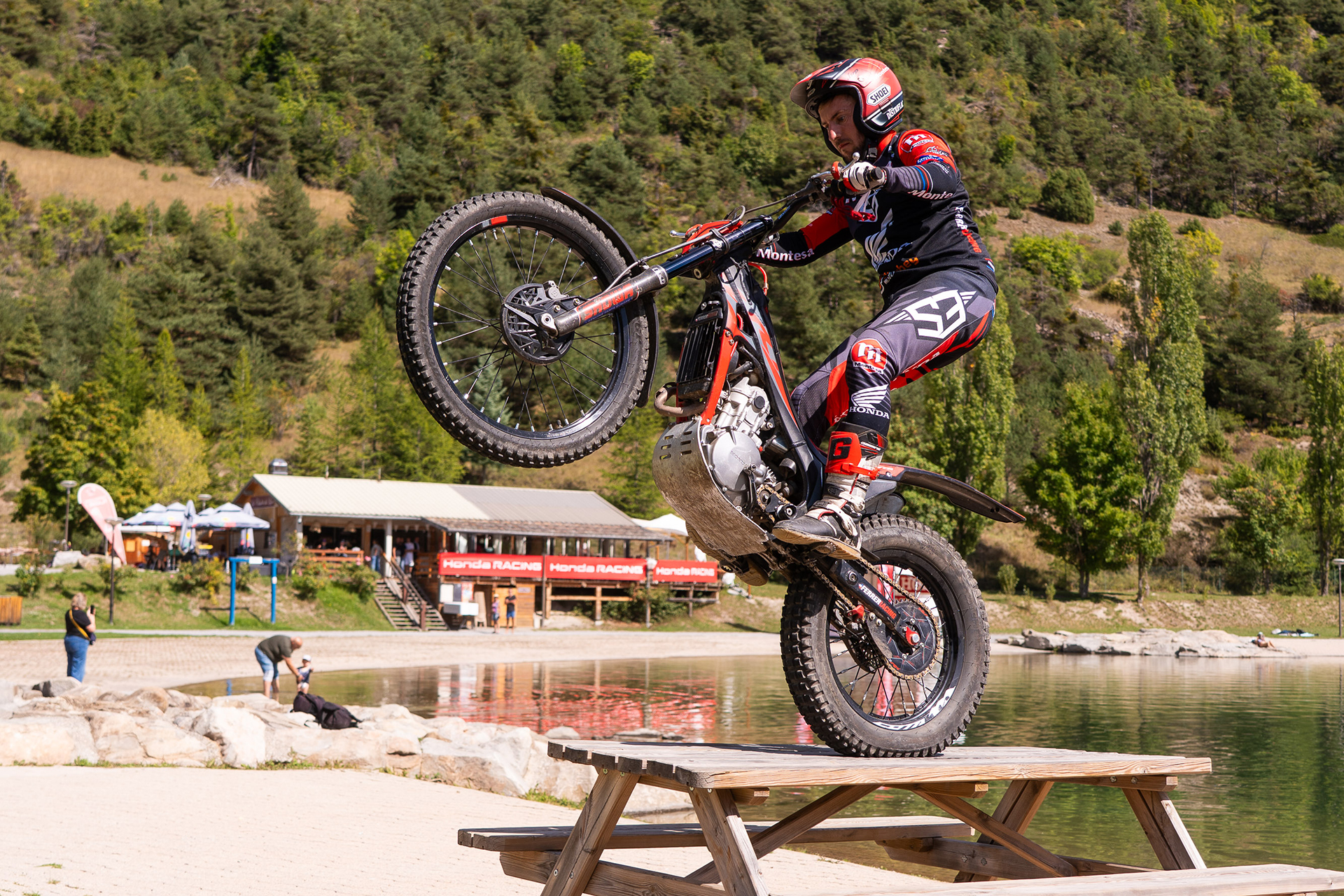 D�monstration de moto trial