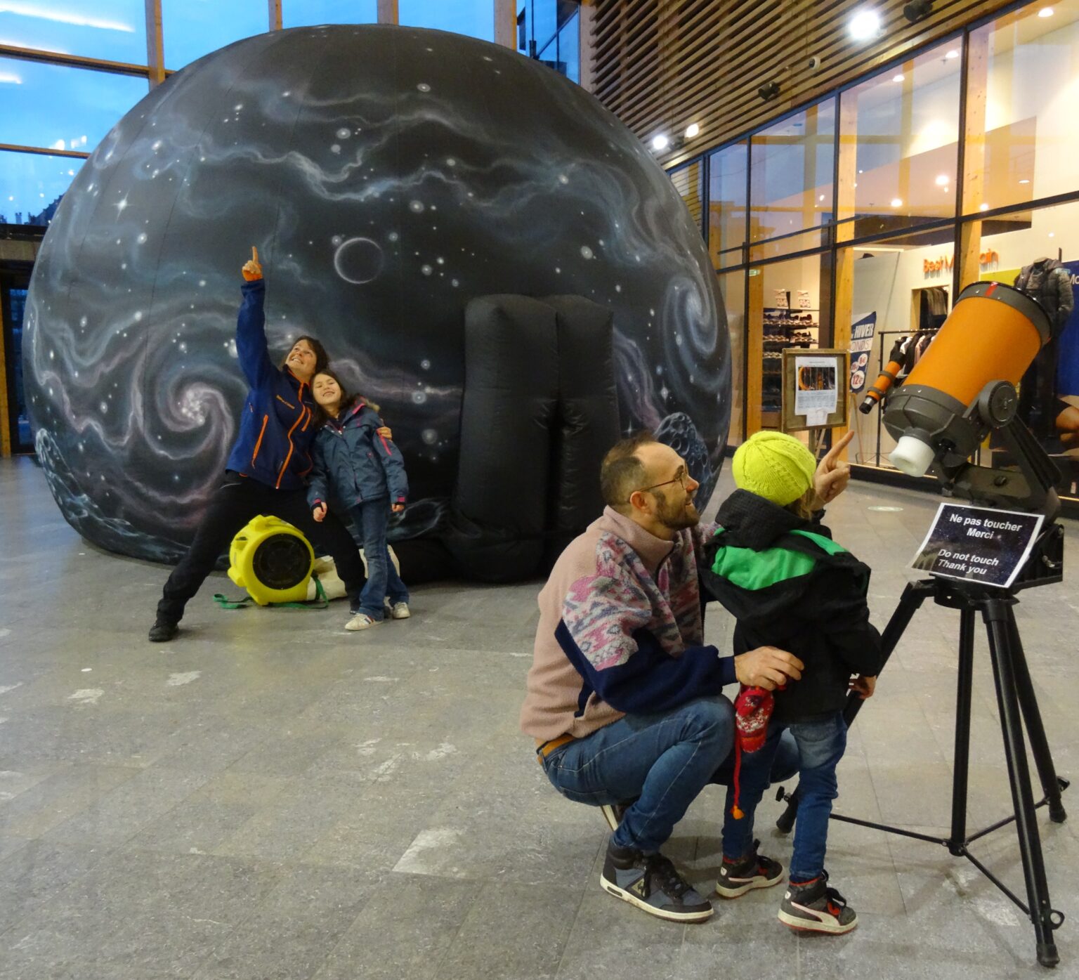 Plan�tarium : A la d�couverte du ciel �toil�