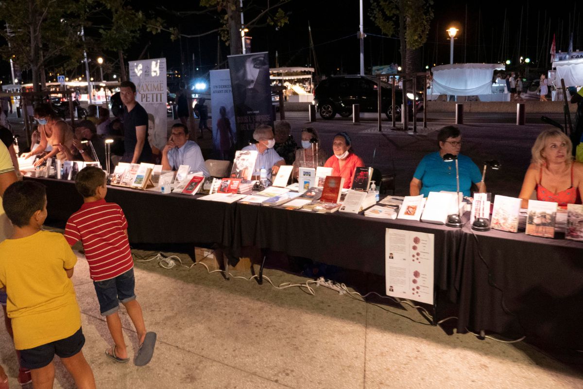 Les soir�es litt�raires