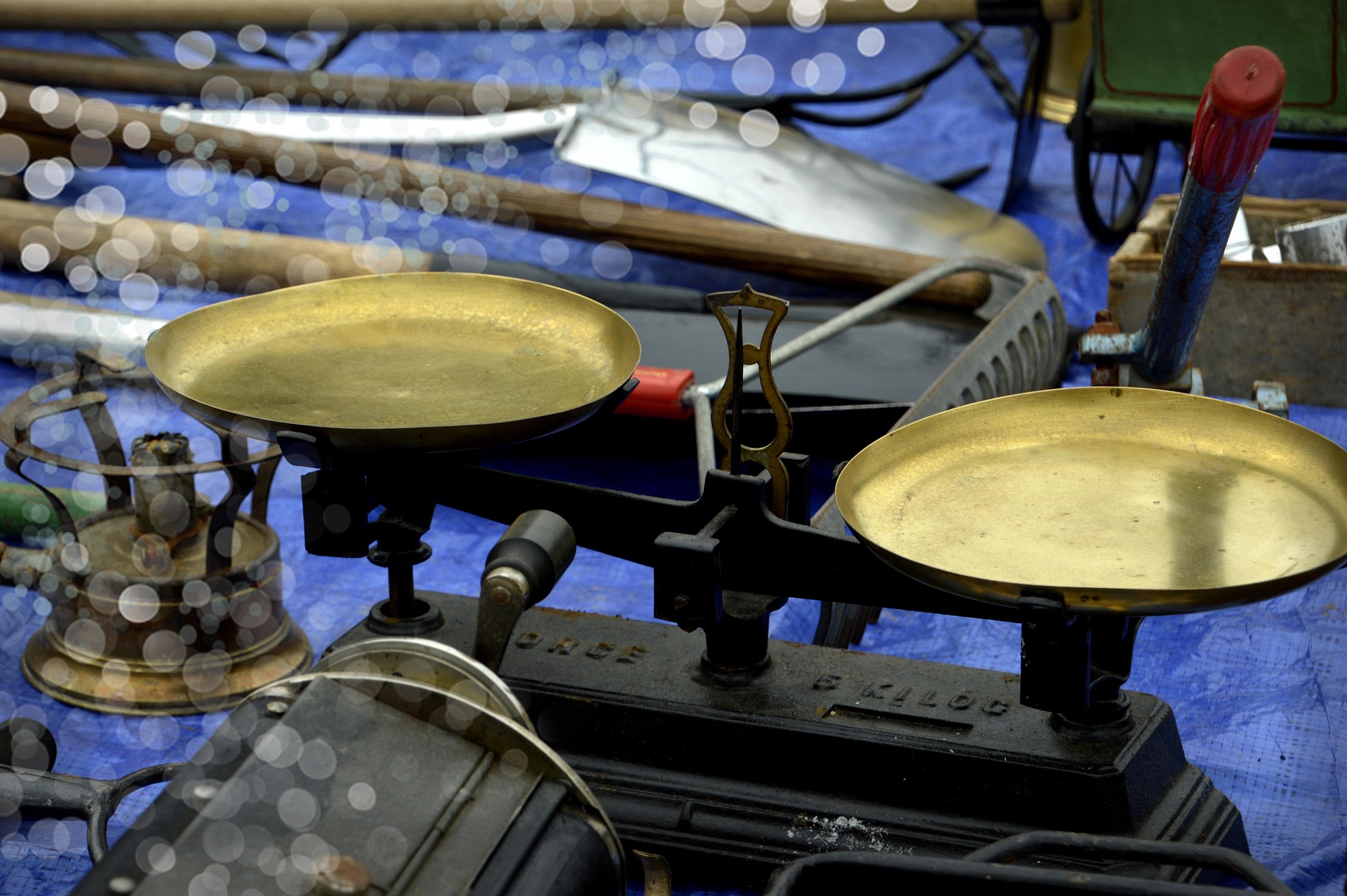 Vide  grenier � Blieux