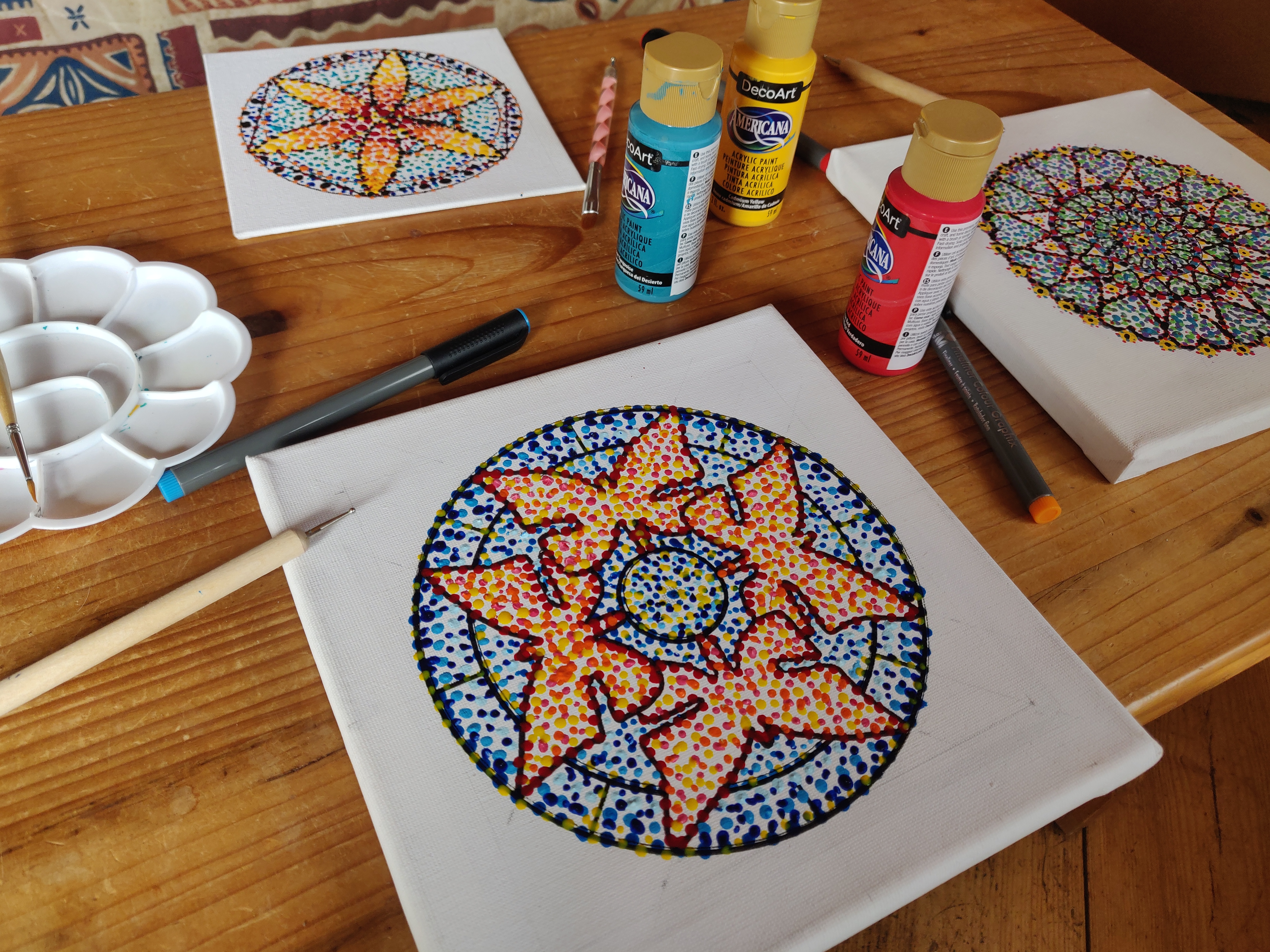 Atelier peinture et pointillisme sur mandala