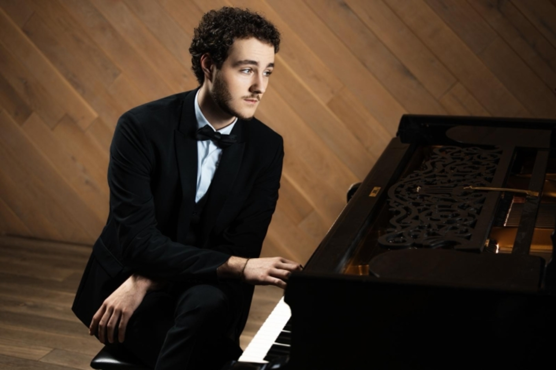 R�cital -  Attila Szaniszl�