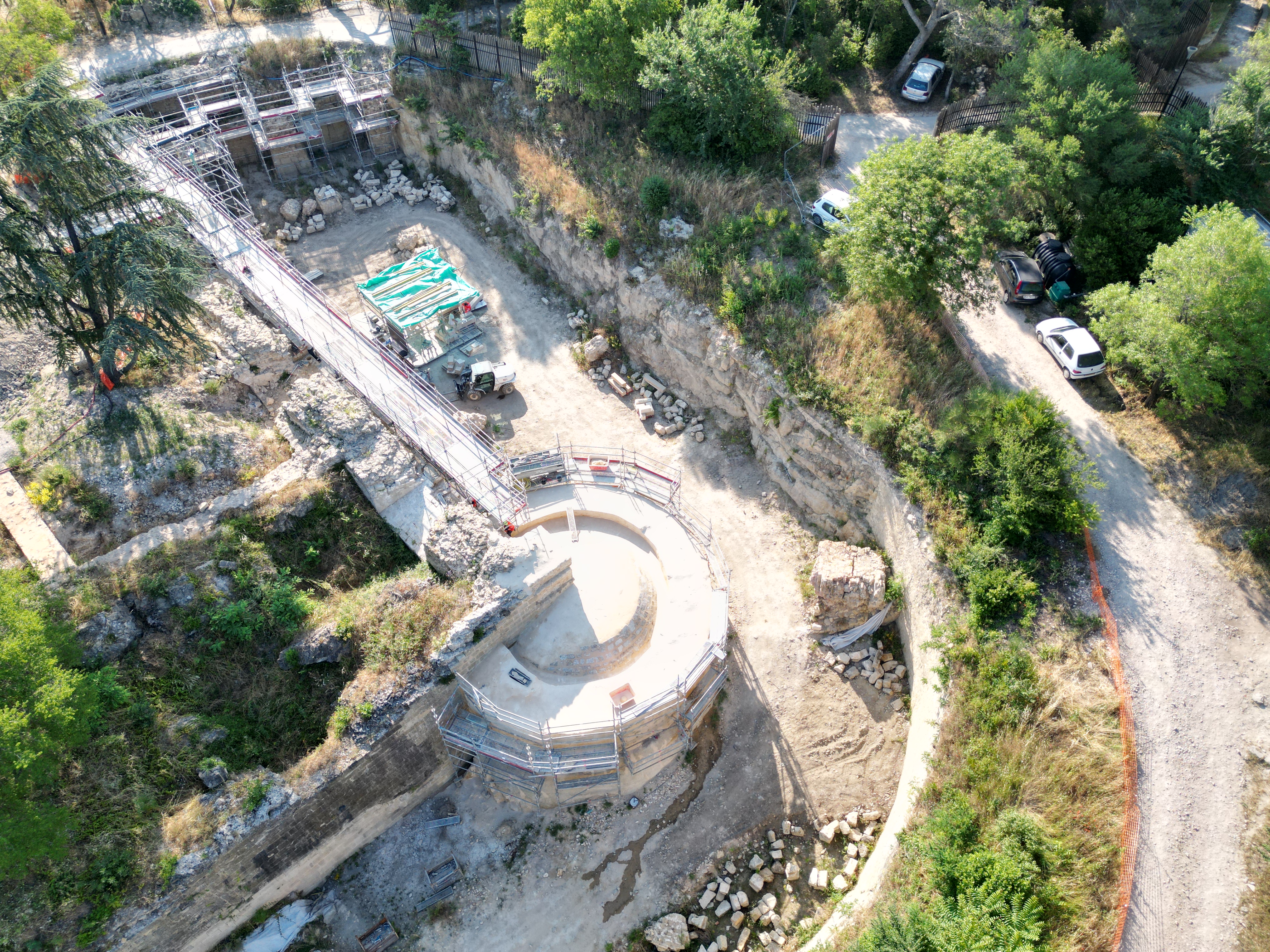 Conf�rence - Des ruines du jardin au ch�teau de la Colline, la nouvelle histoire du ch�teau d'Orange