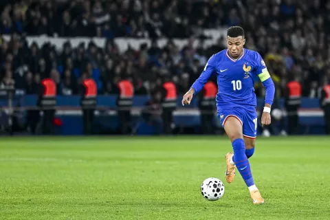 Vivez la Coupe du Monde autrement aux Carri�res des Lumi�res