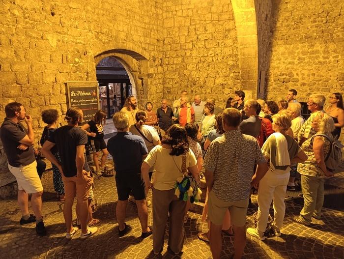 Visite th��tralis�e � la lanterne