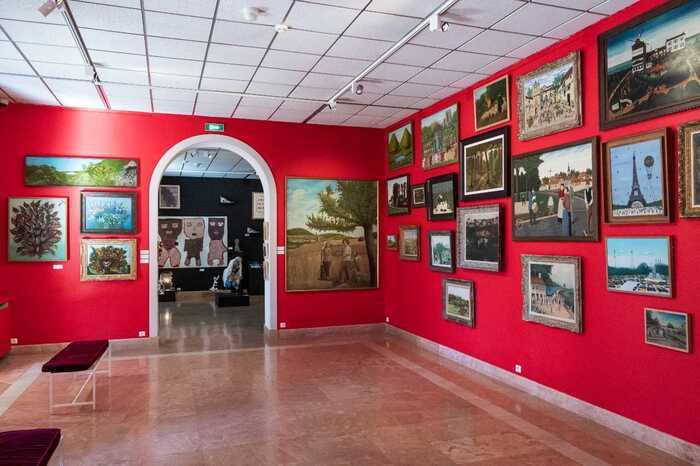 Visite guid�e du parcours permanent du Mus�e international d'art na�f Anatole Jakovsky