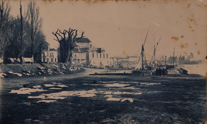 Les tr�sors des fonds photographiques publics d�Arles