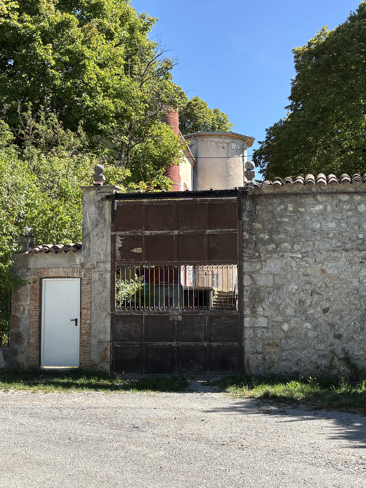 JEP : visite du parc et de l�ext�rieur du grand Ch�teau Laric
