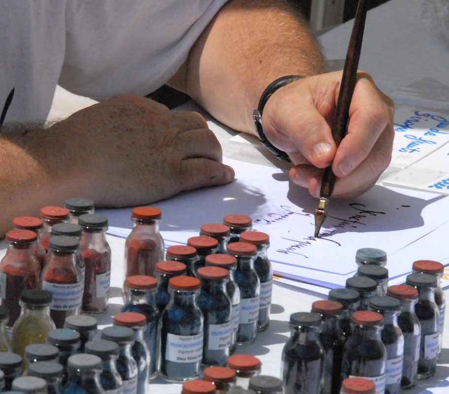 Cours de calligraphie pour d�butants � La Bastidonne