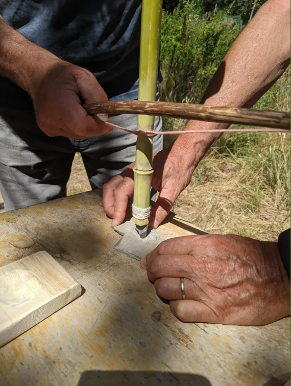 Atelier d�arch�ologie participative au CAREX