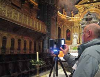 Visite surprise num�rique cartopartie � la cath�drale