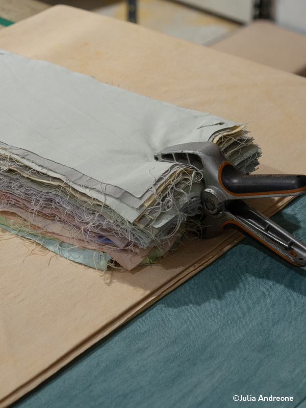 Textile en atelier : entre art, artisanat, design textile / fronti�res et porosit�s
