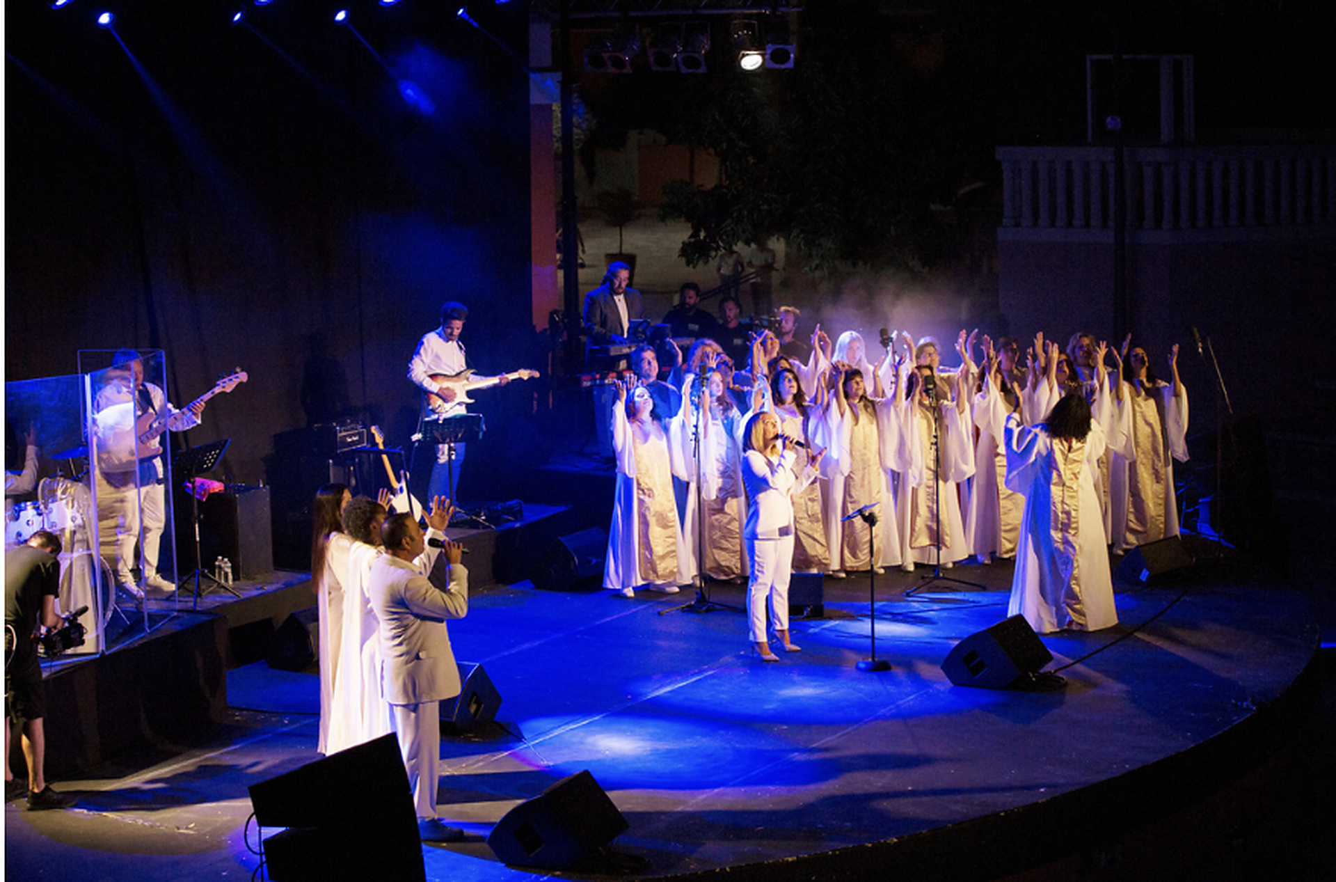 DIVIN�GOSPEL MUSIC