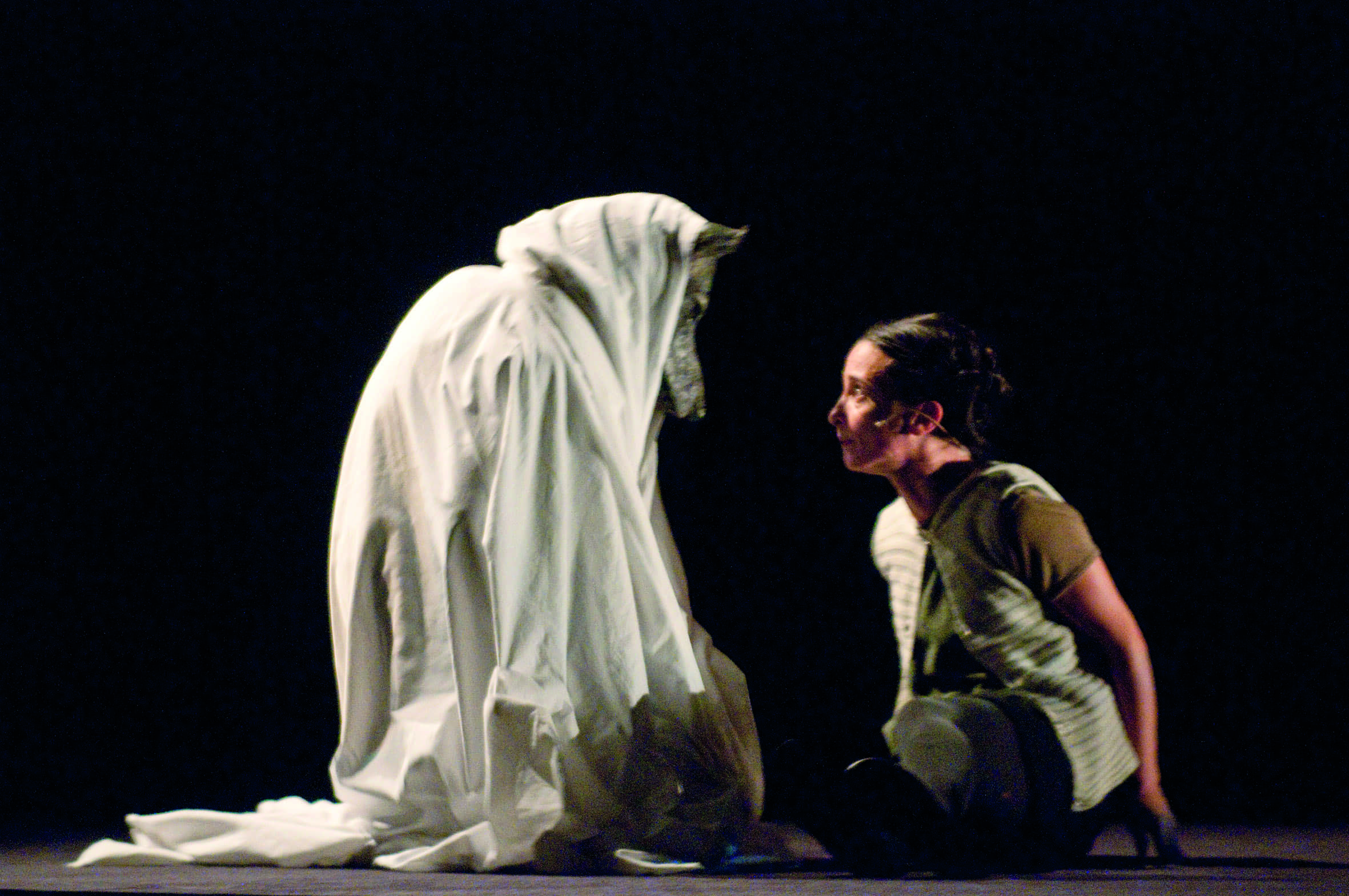 Th��tre : le petit chaperon rouge