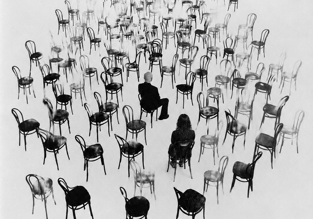 Les Chaises