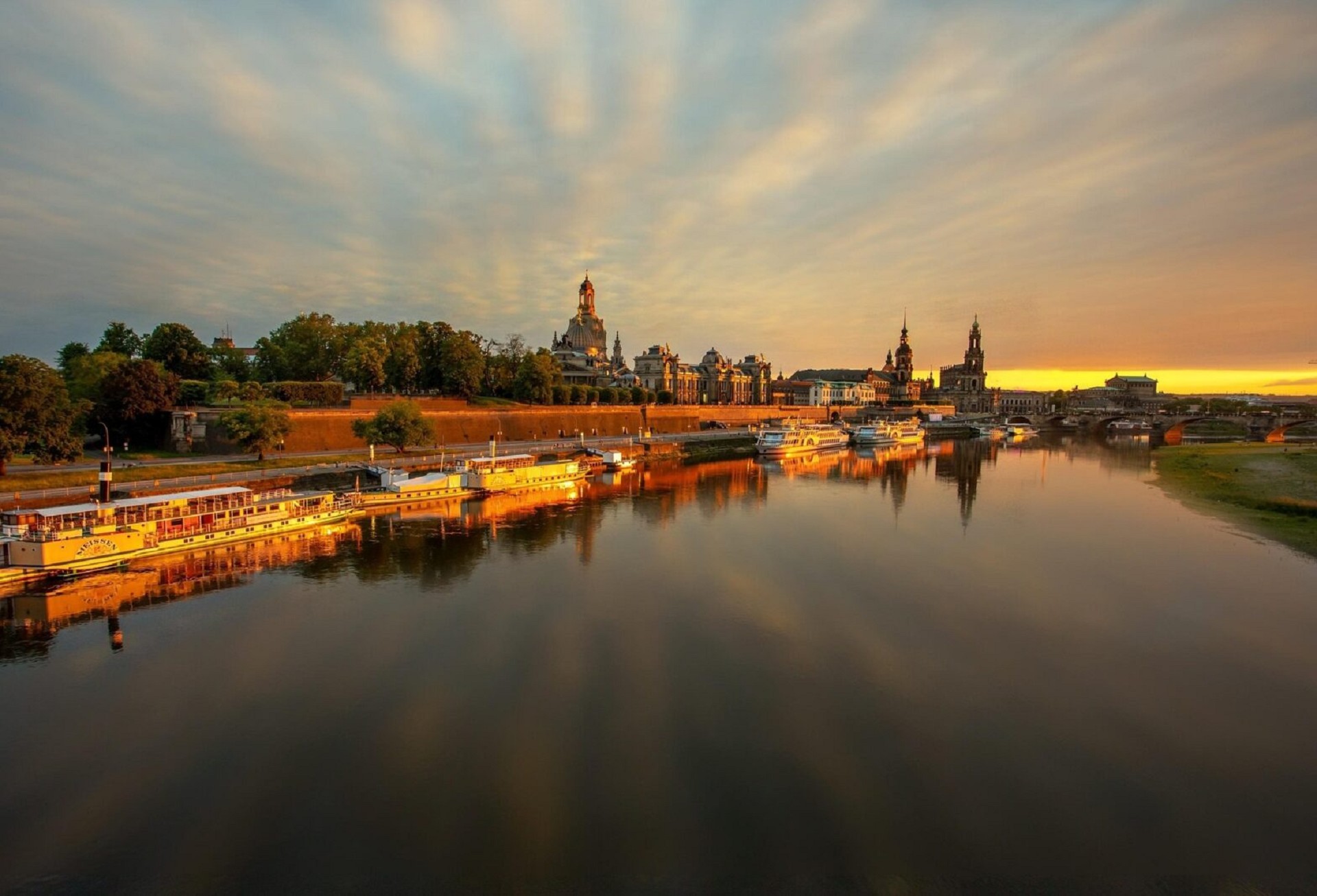 Ap�ro globe-trotter - Dresden / Dresde