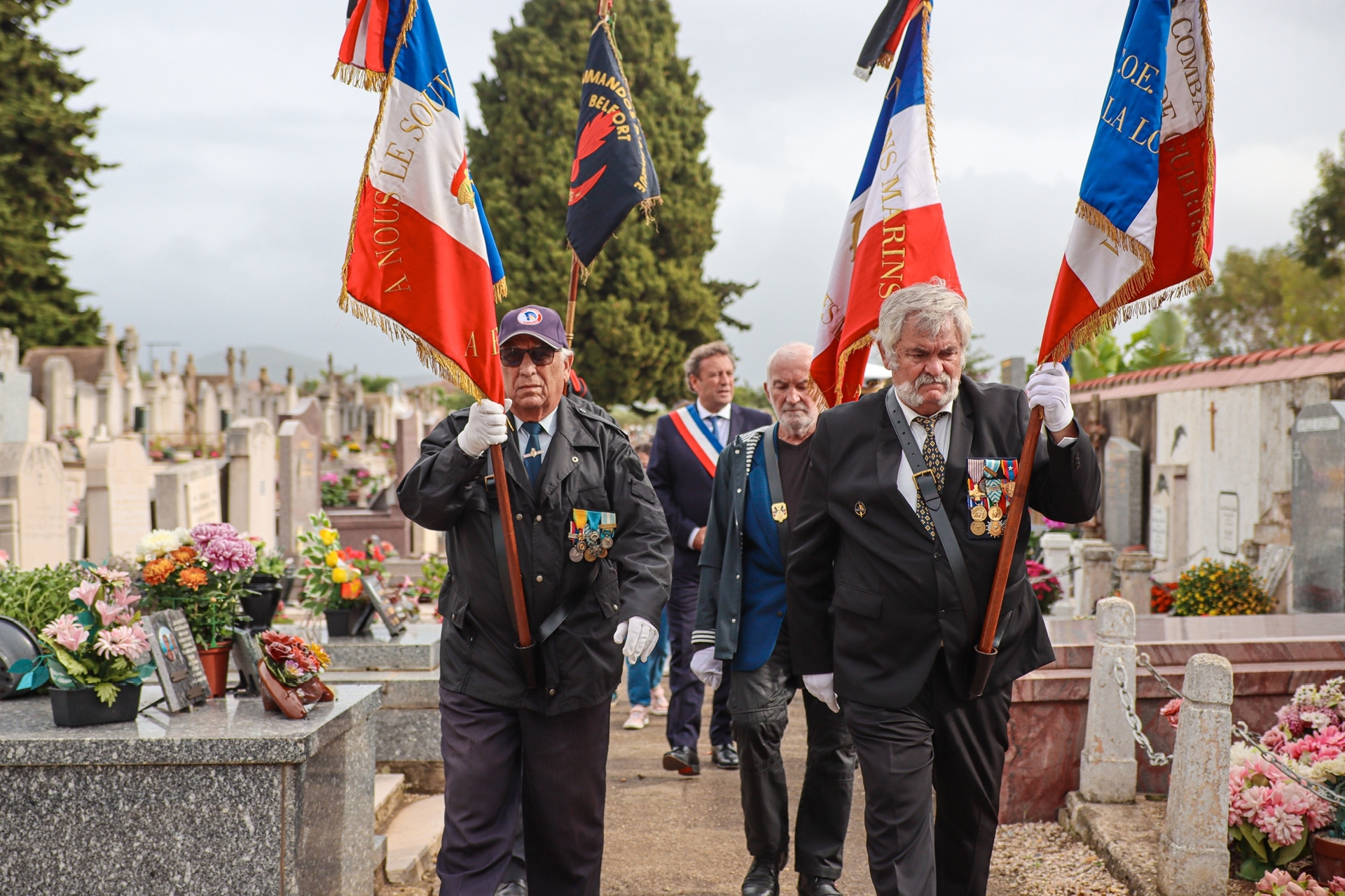 C�r�monie : Hommage aux d�funts