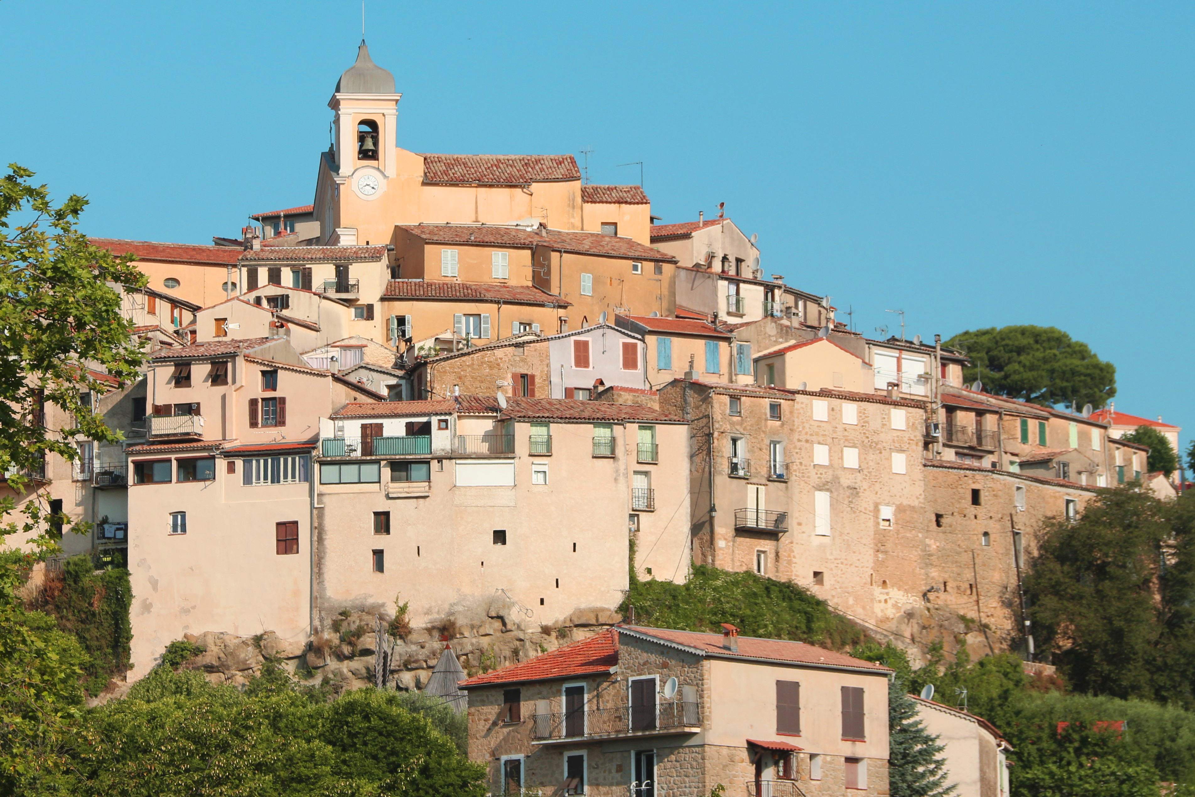 Les Balandrins