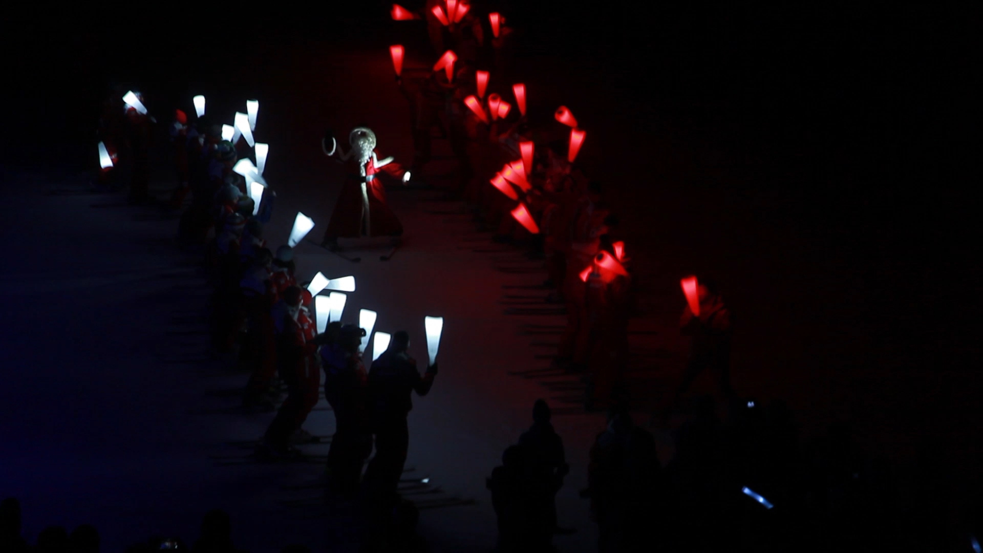 Arrive du Pre Nol et descente aux flambeaux