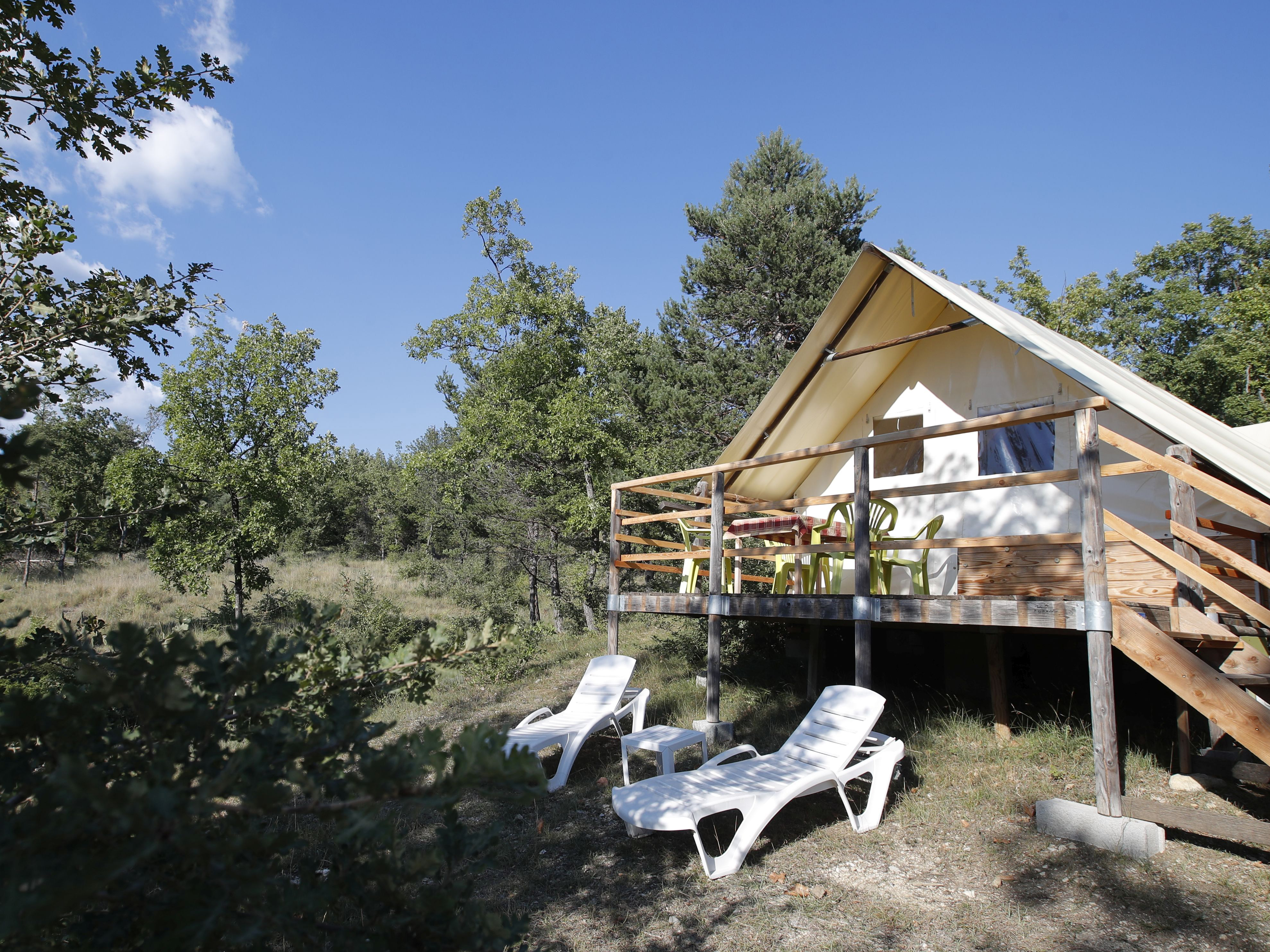 franse-camping Camping naturiste Les Lauzons Forcalquier